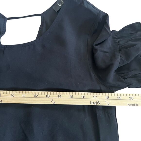 Lulus Chic of Perfection Black Shift Dress Womens Sz. Small Short Sleeve Neutral - Picture 8 of 10